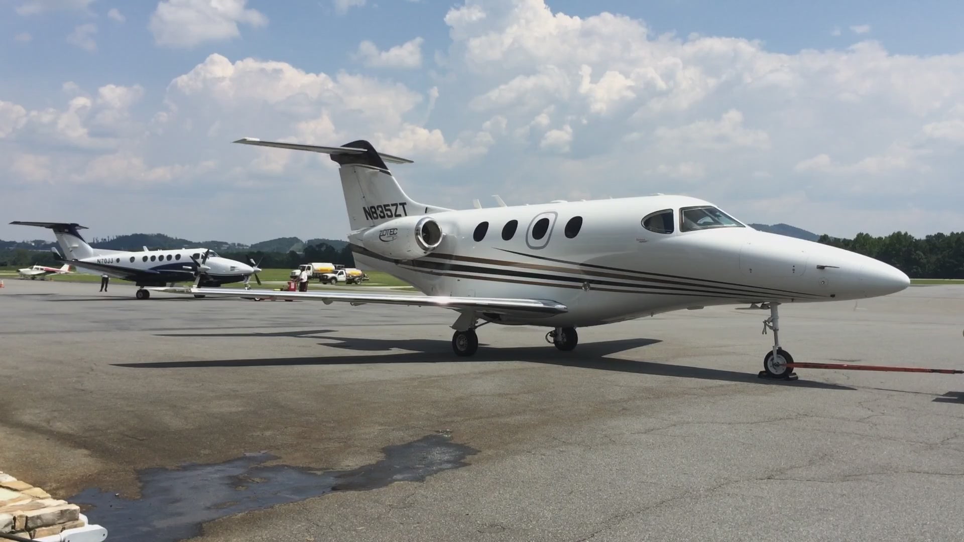 Private Jet at an airport Interactive_Airport_Intelligence